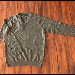 Rodd & Gunn Sweater!